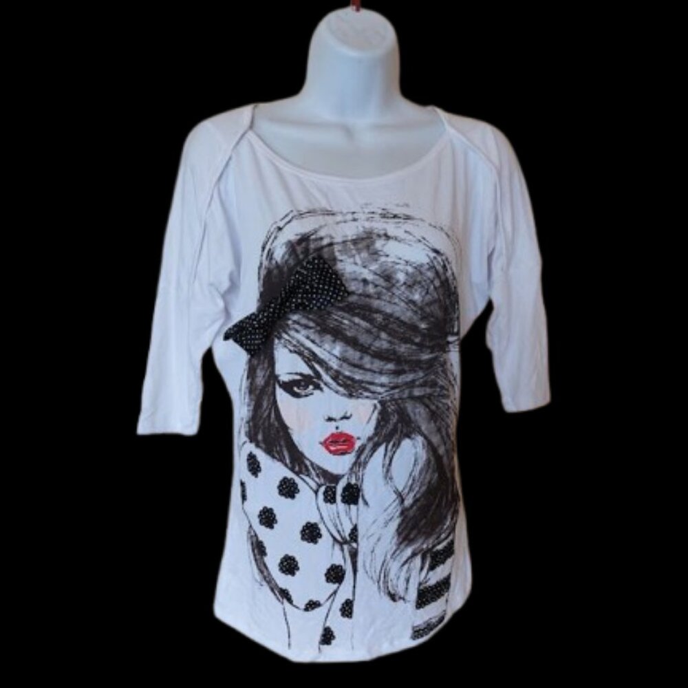 EUROPEAN TOP  - White and Black T-Shirt UK 8 ( fits size Small)